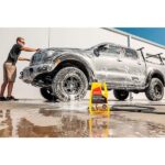 MOTHERS 64 oz. California Gold Carnauba Car Wash and Wax Liquid 05674